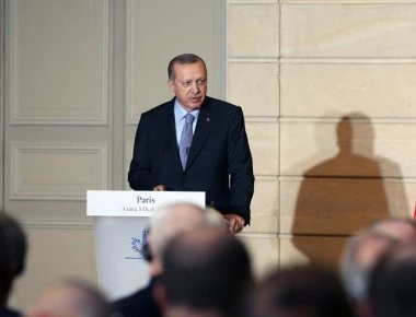 «Απάντηση» Ερντογάν σε ερώτηση εάν έδινε η χώρα του όπλα στην ISIS: «Γιατί οι ΗΠΑ τι κάνουν;»